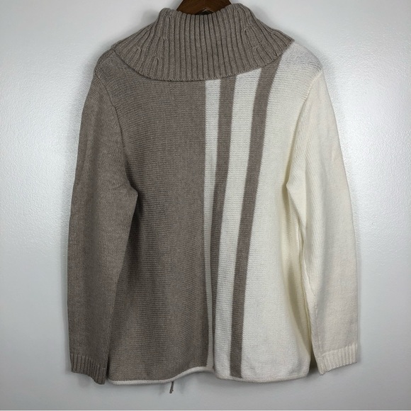 Chico’s Cowl Neck Sweater with Fringe Size 2 - Picture 3 of 7